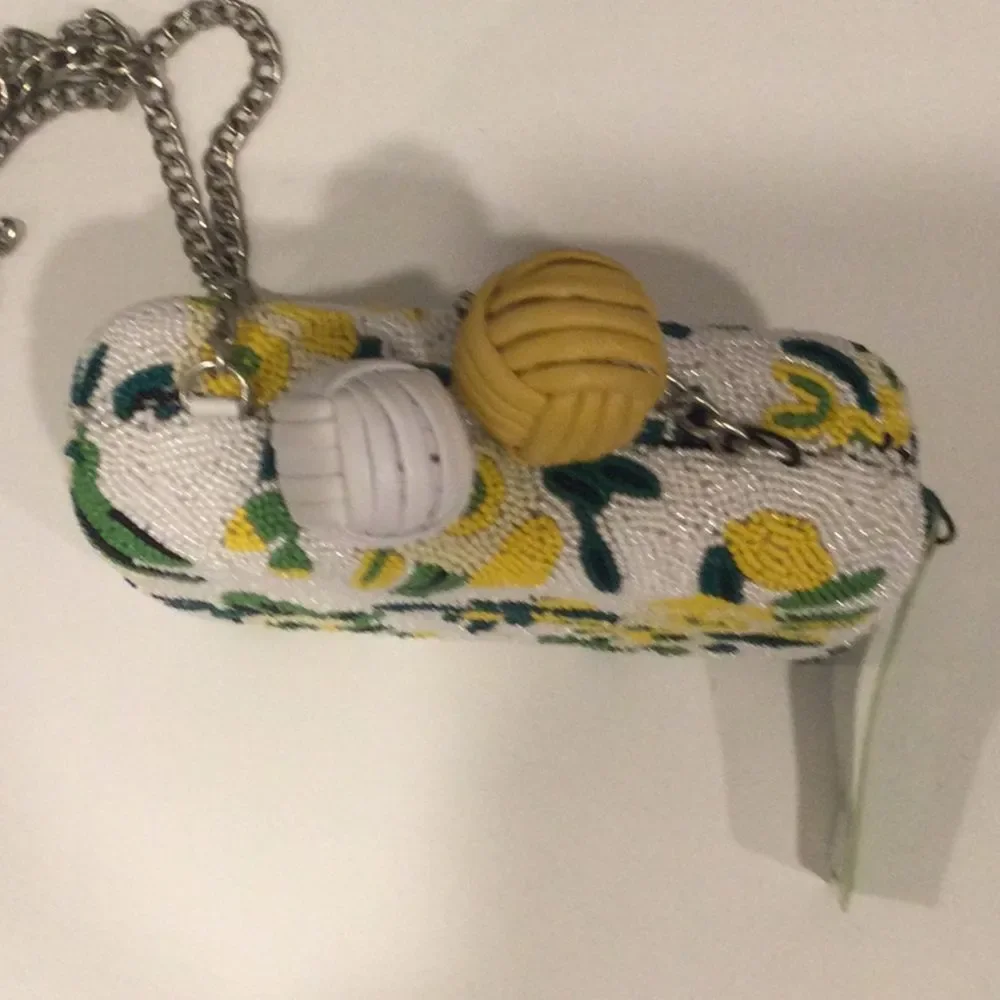 Sam Edelmam Annabelle beaded Hard case - Picture 4 of 11